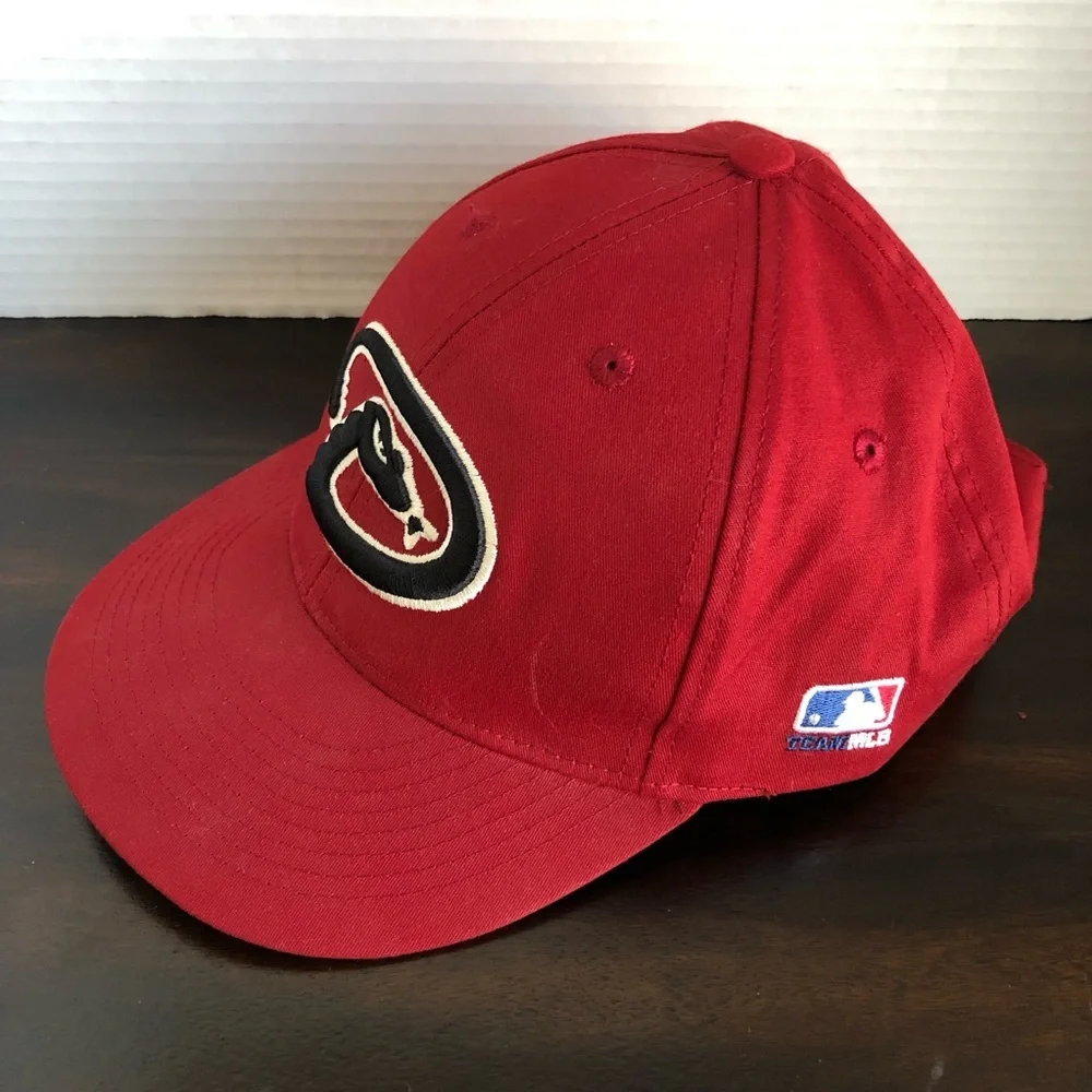 Arizona Diamondbacks Red and Black Adjustable Youth Hat OS